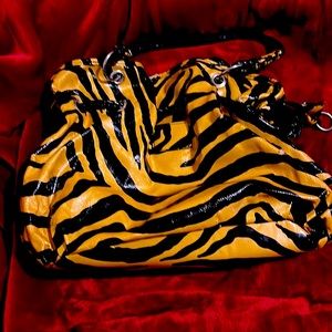 Yellow Black unknown Brand big purse zebra stripes for any occasion